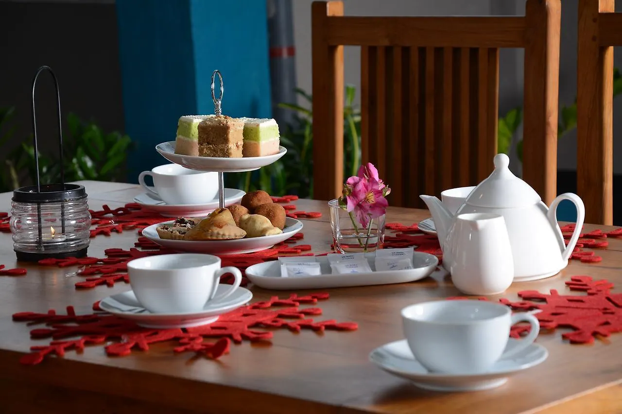 Monsoon Suites Kirillapone