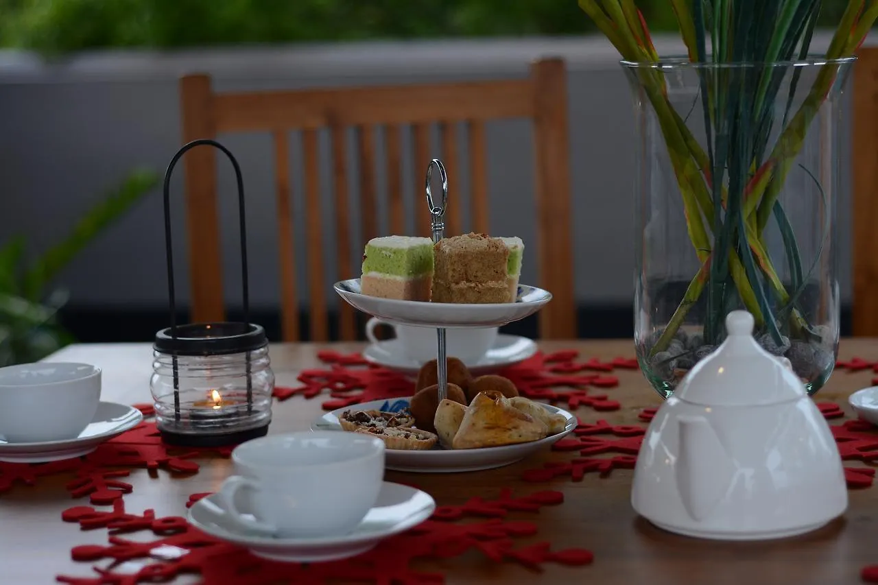 Bed & Breakfast Monsoon Suites Kirillapone